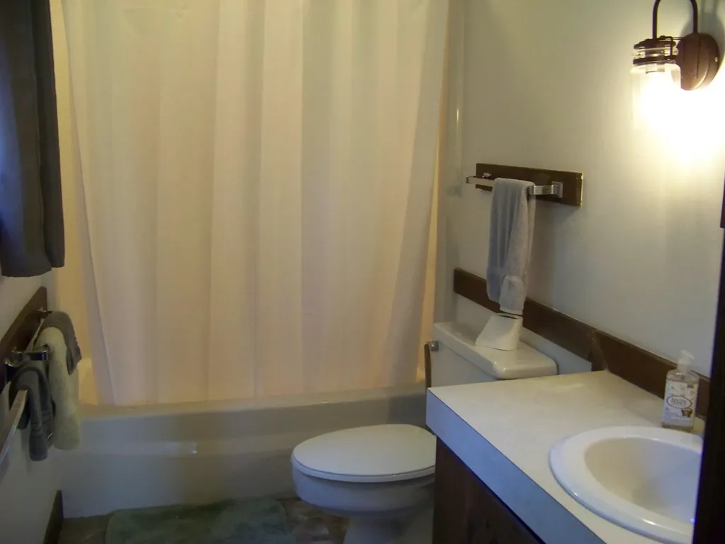 111 Forest Lane Rochester VT 05767