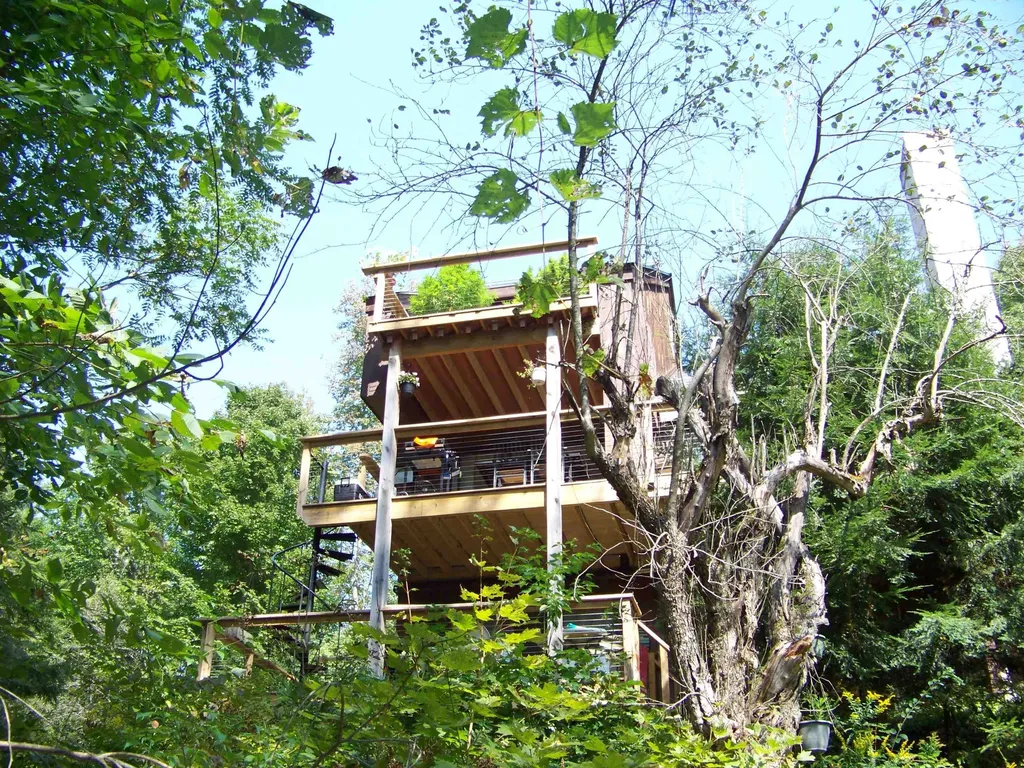 111 Forest Lane Rochester VT 05767