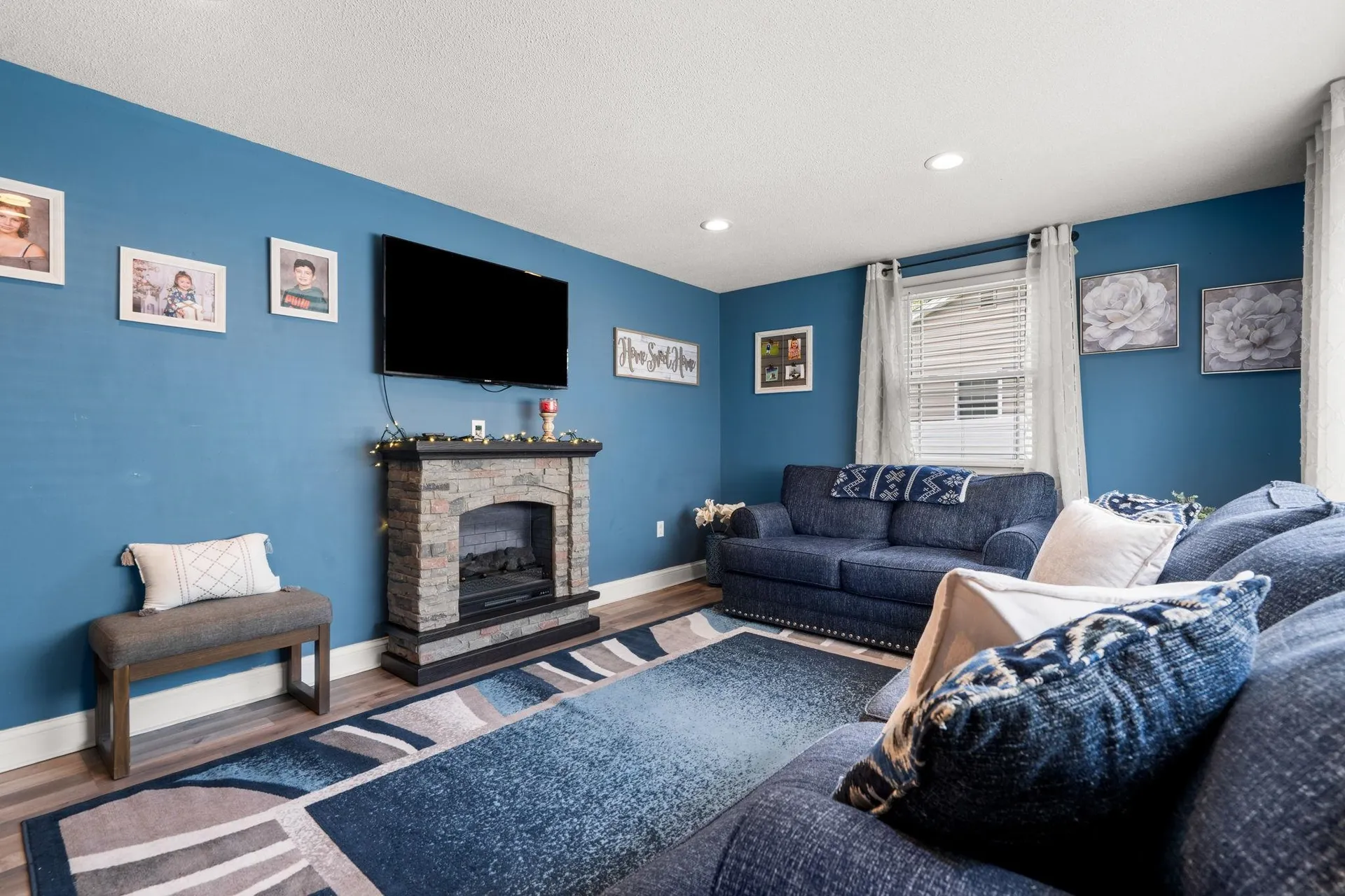 17 Cedar Street Hudson NH 03051