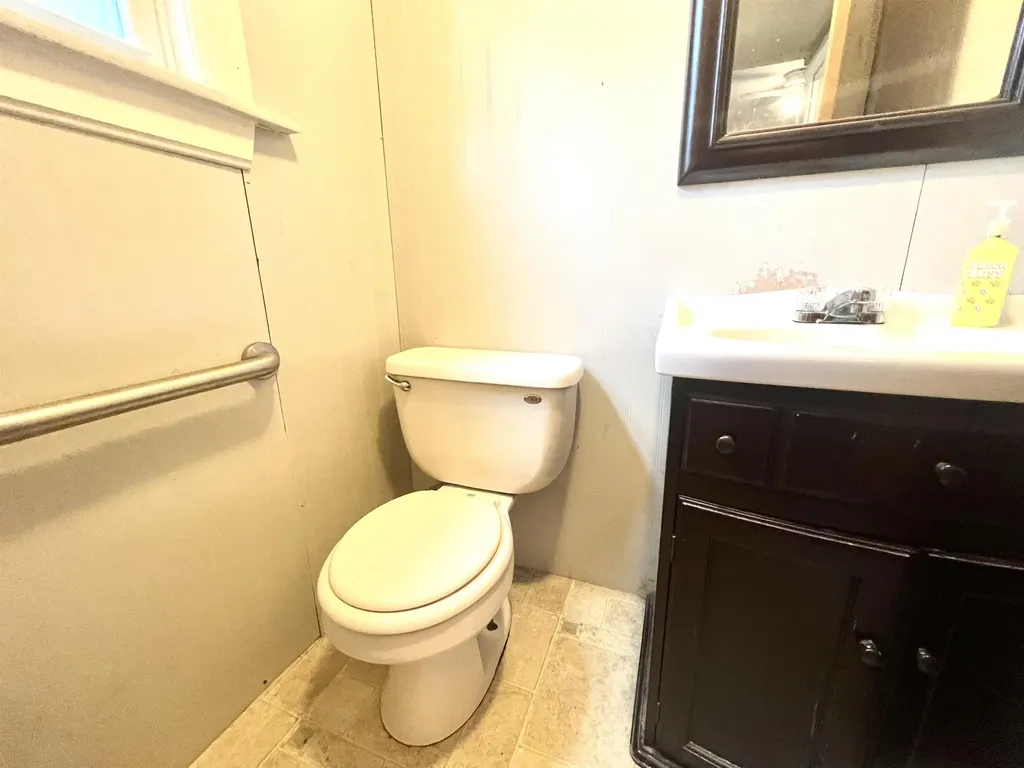 316 Putney Road Brattleboro VT 05301