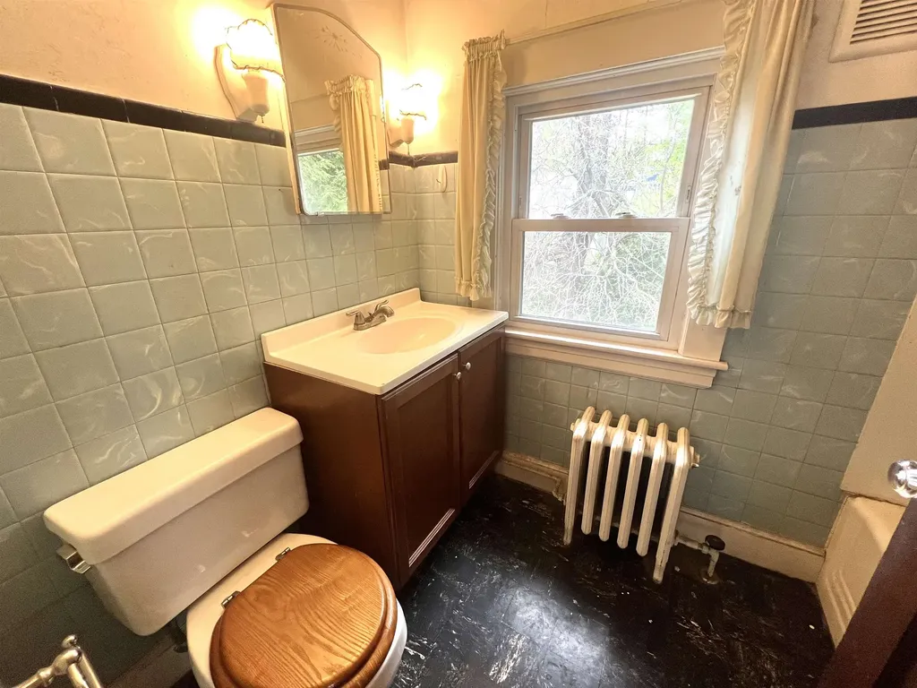 316 Putney Road Brattleboro VT 05301