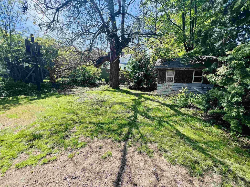 316 Putney Road Brattleboro VT 05301