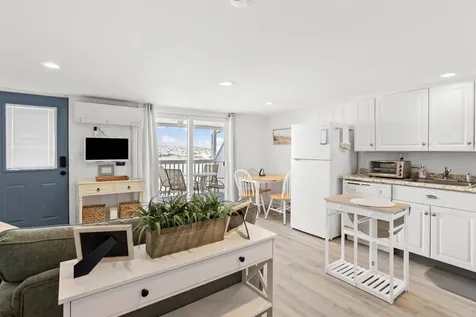 14 Atlantic Avenue Hampton NH 03842