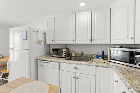 14 Atlantic Avenue Hampton NH 03842