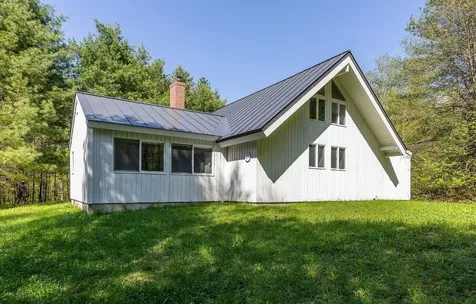 176 Pratt Bridge Road Jamaica VT 05343
