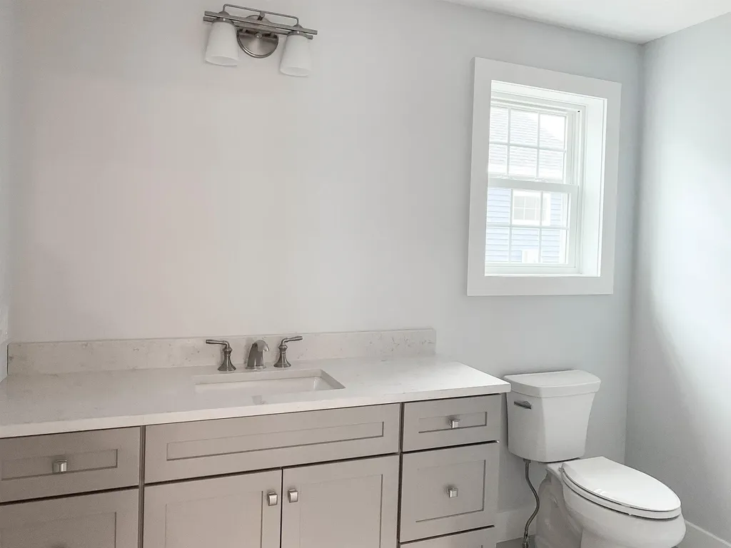 73 Mulberry Lane Epping NH 03042