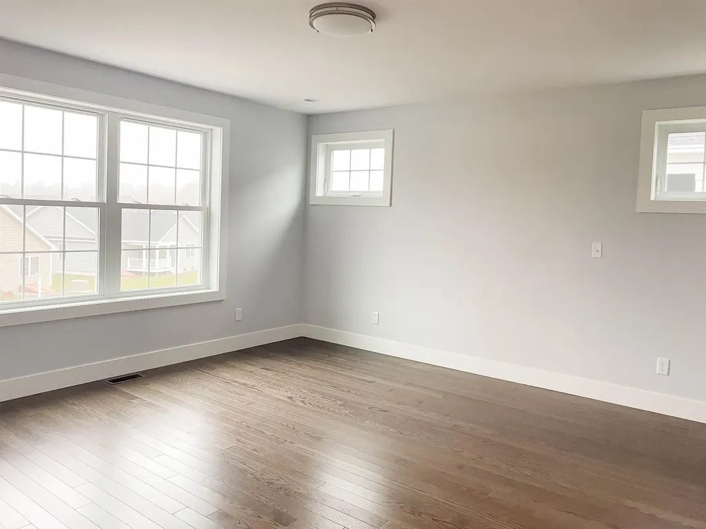 73 Mulberry Lane Epping NH 03042