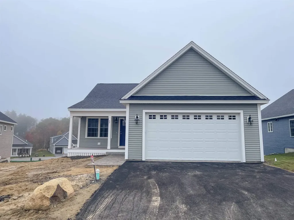73 Mulberry Lane Epping NH 03042