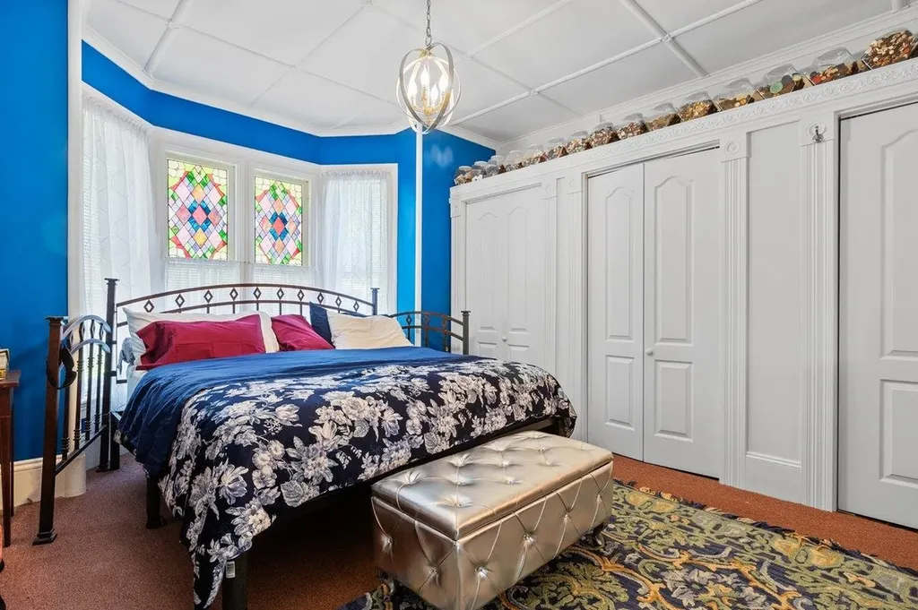 68 Bunker Hill Street Lancaster NH 03584