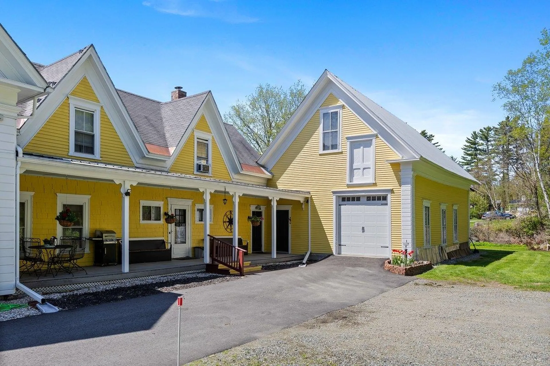 68 Bunker Hill Street Lancaster NH 03584