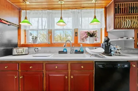 68 Bunker Hill Street Lancaster NH 03584