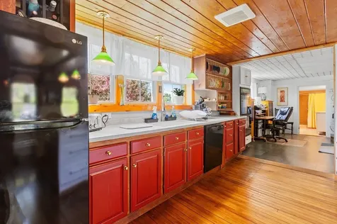 68 Bunker Hill Street Lancaster NH 03584