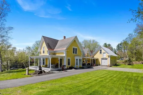 68 Bunker Hill Street Lancaster NH 03584