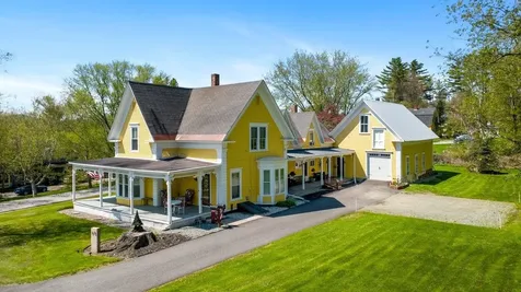 68 Bunker Hill Street Lancaster NH 03584