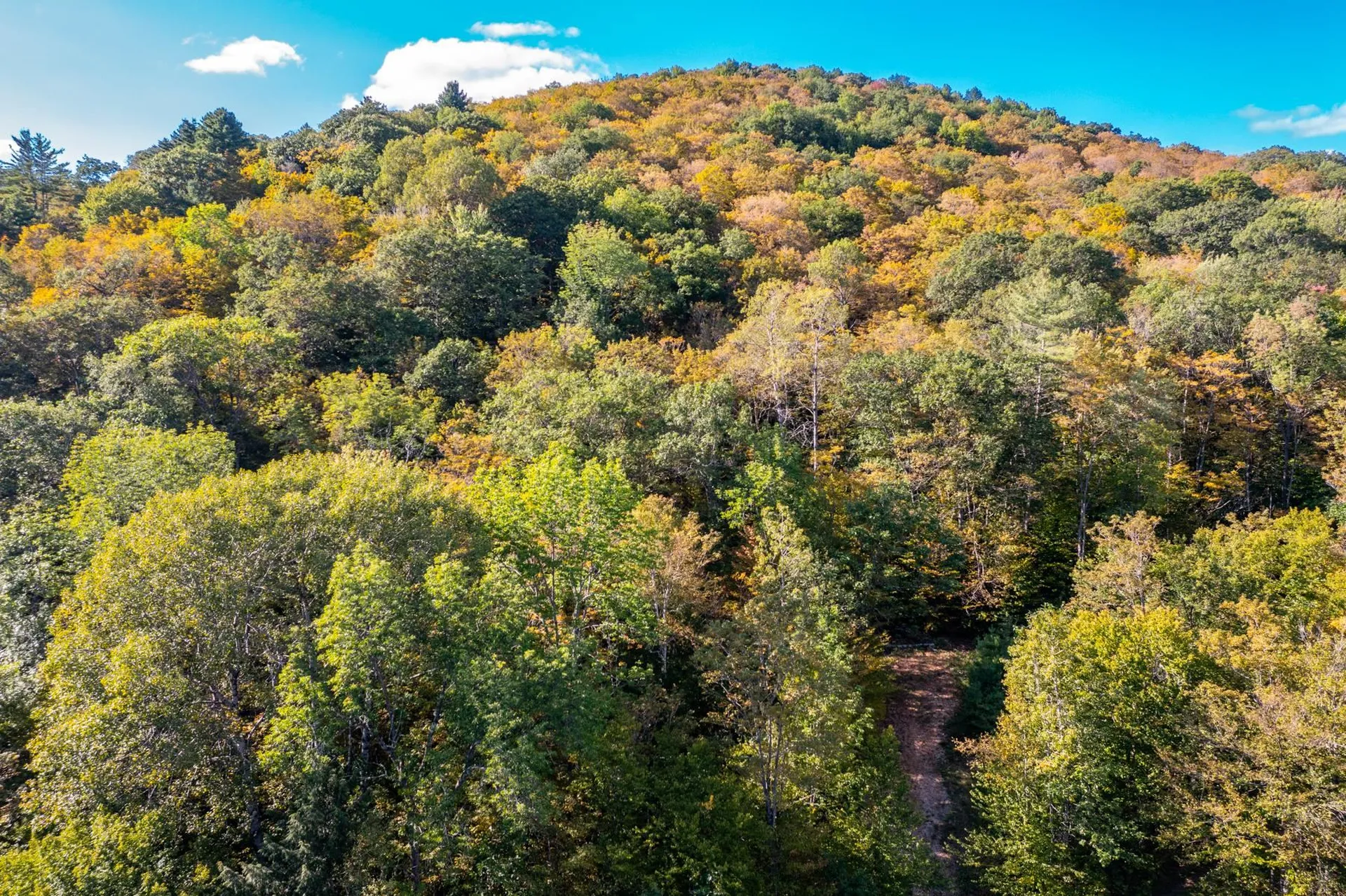 00 Granite Ledge Pomfret VT 05059