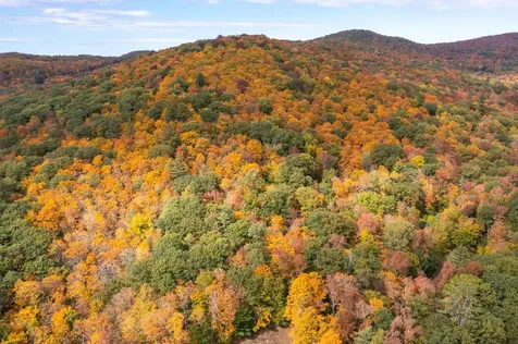 00 Granite Ledge Pomfret VT 05059
