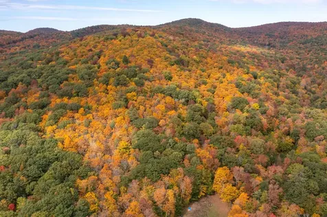 00 Granite Ledge Pomfret VT 05059