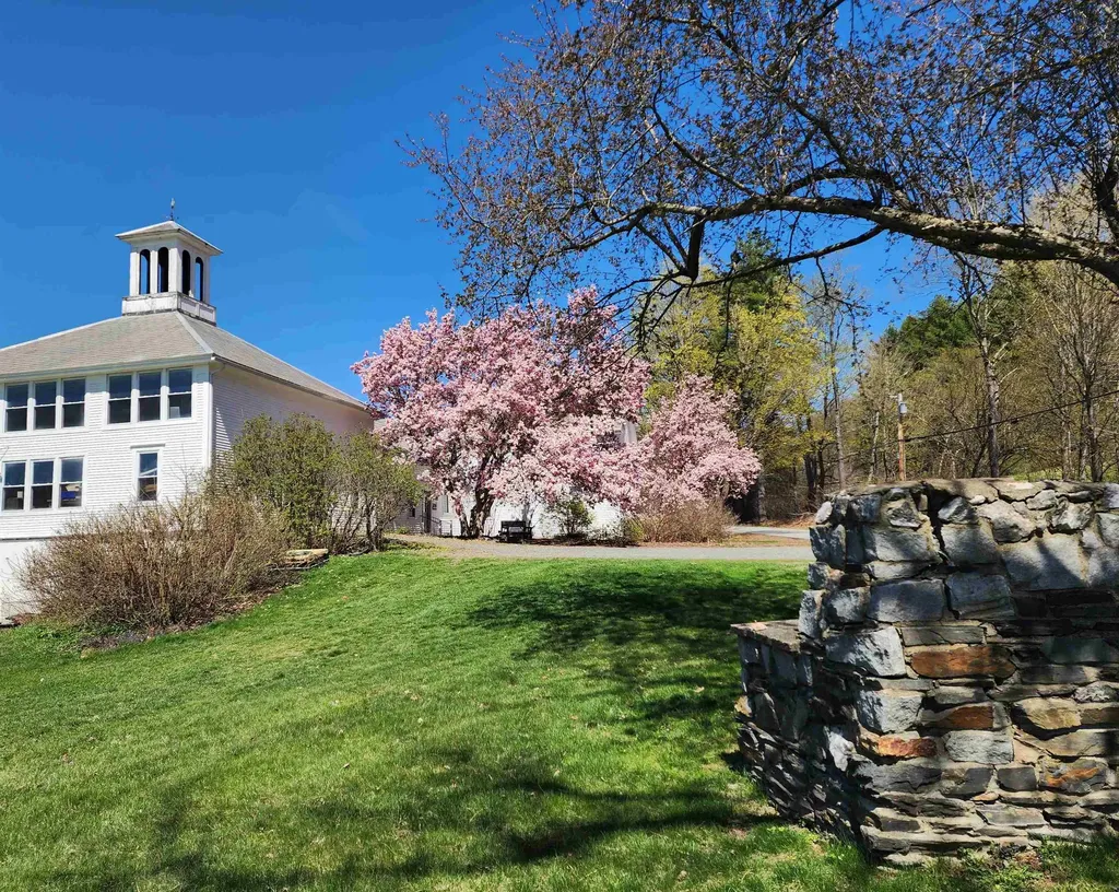 890 River Road Westmoreland NH 03467