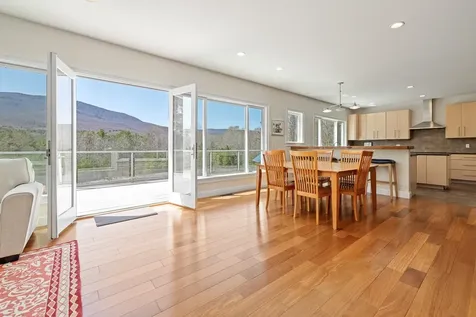 7 Timberbrook North Dorset VT 05251