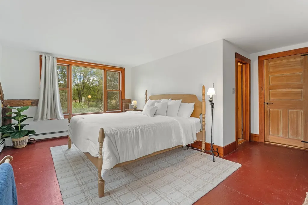 55-56 Whitehouse Road Loudon NH 03307