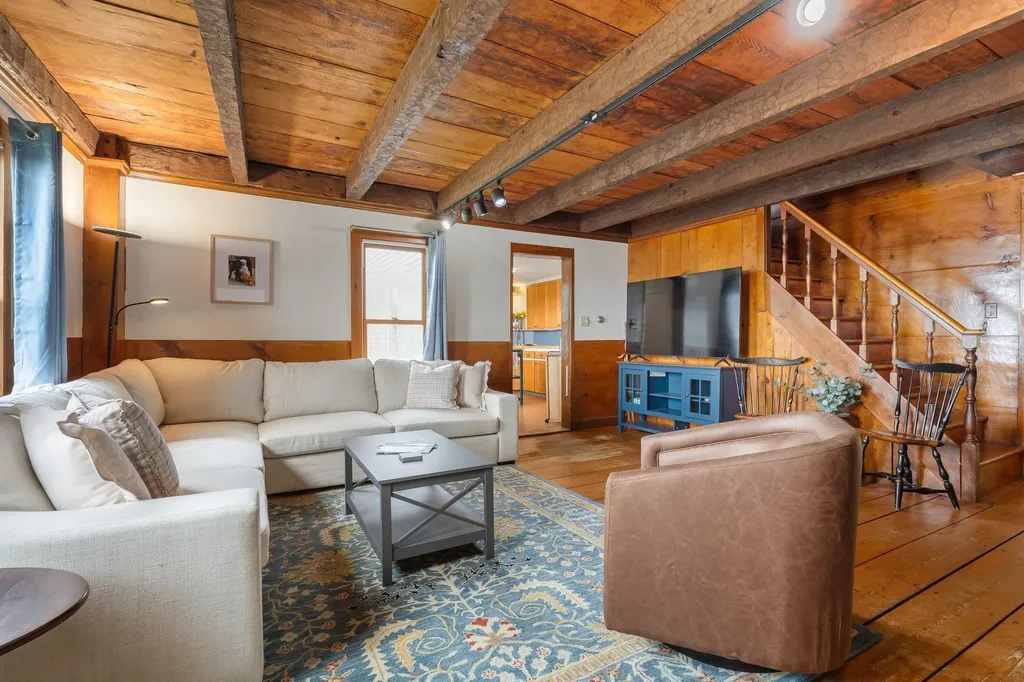 55-56 Whitehouse Road Loudon NH 03307