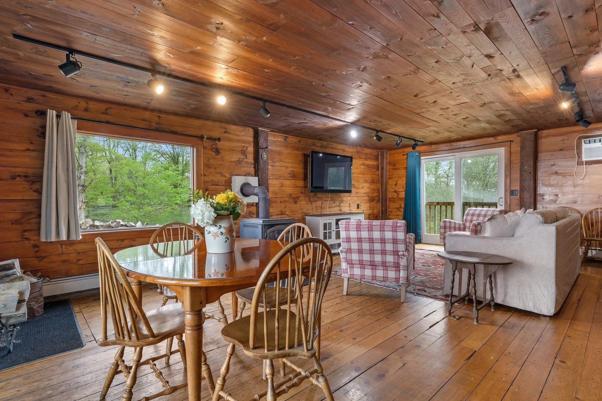 55-56 Whitehouse Road Loudon NH 03307