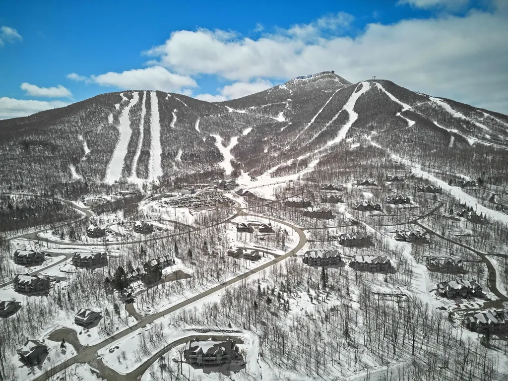 196 Stateside Road Jay VT 05859