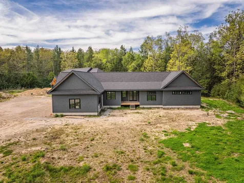 396/400 Gulf Road Dover NH 03820