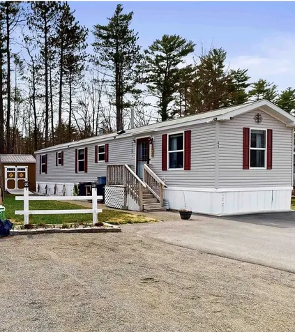 41 Pineland Park Road Milton NH 03851