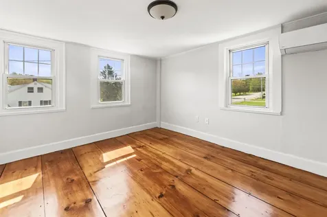 54 Newton Road Plaistow NH 03865