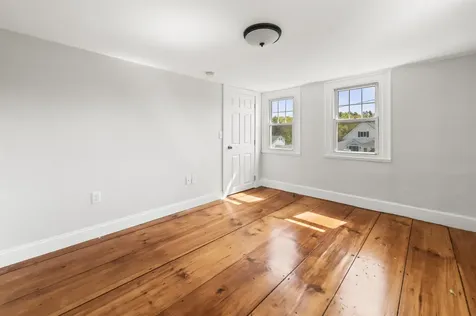 54 Newton Road Plaistow NH 03865