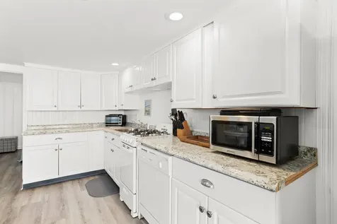 14 Atlantic Avenue Hampton NH 03842