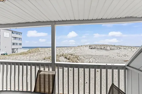 14 Atlantic Avenue Hampton NH 03842