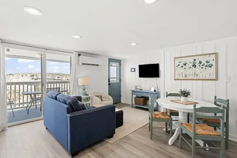 14 Atlantic Avenue Hampton NH 03842