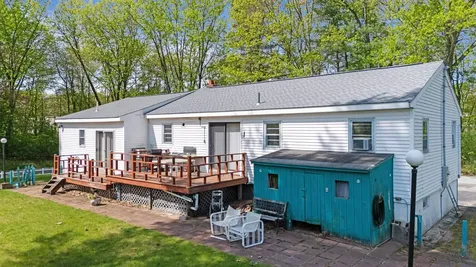 11 Hanson Avenue Salem NH 03038