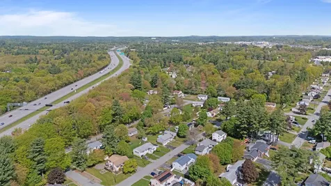 11 Hanson Avenue Salem NH 03038