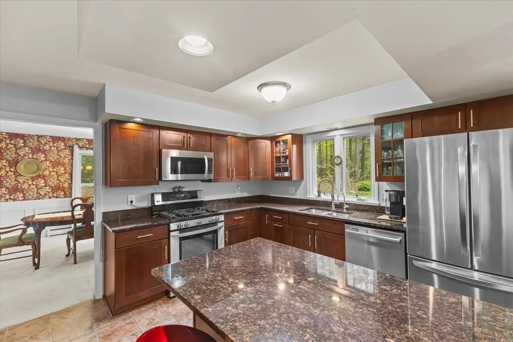 28 Pheasant Way South Burlington VT 05403