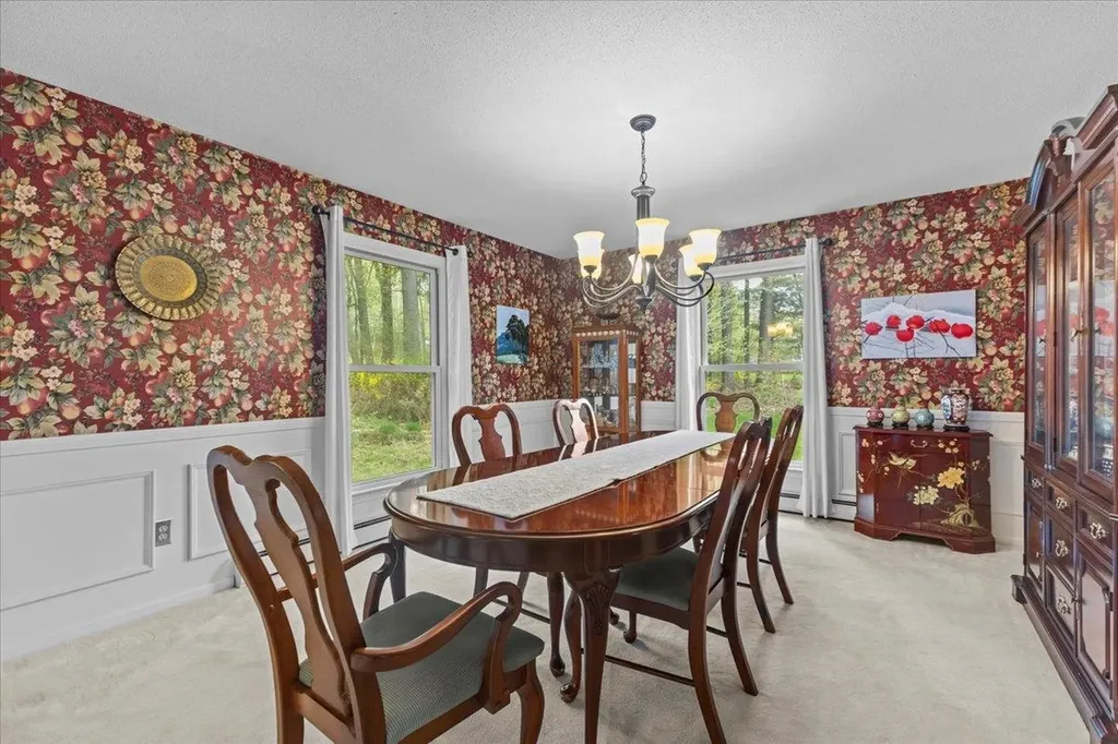 28 Pheasant Way South Burlington VT 05403