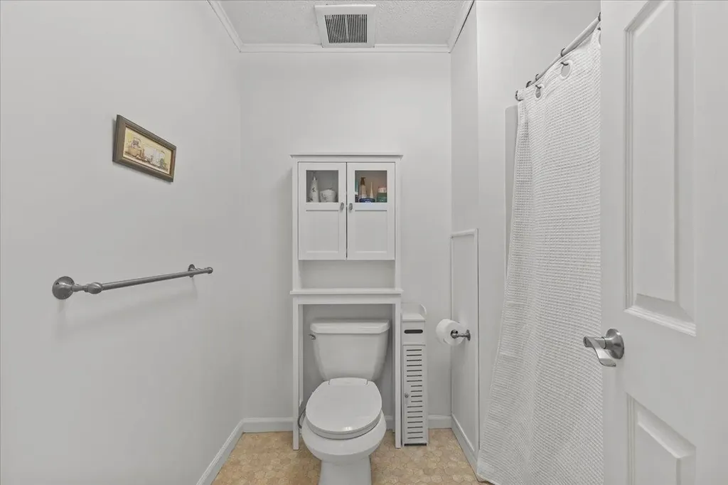 28 Pheasant Way South Burlington VT 05403