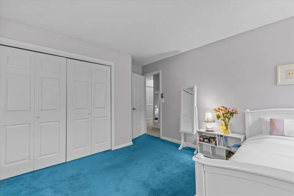 28 Pheasant Way South Burlington VT 05403