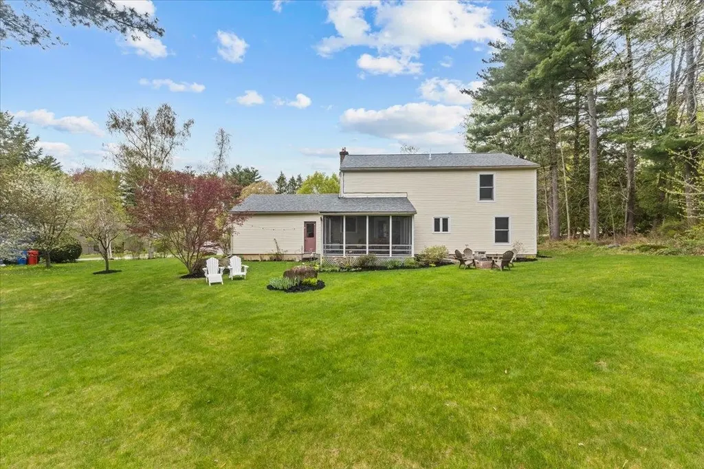 28 Pheasant Way South Burlington VT 05403