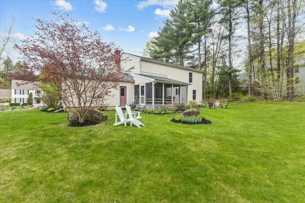 28 Pheasant Way South Burlington VT 05403