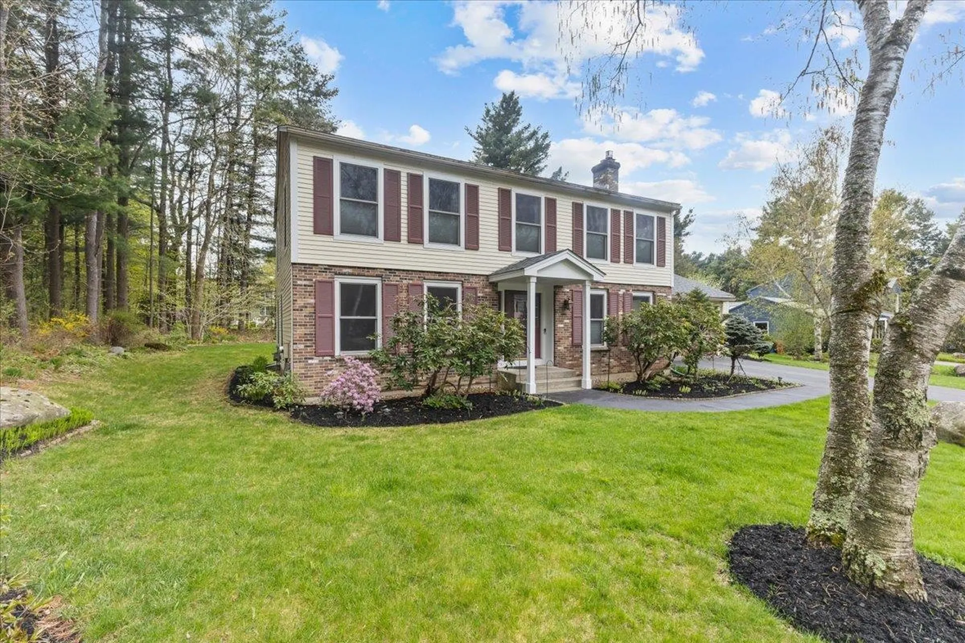 28 Pheasant Way South Burlington VT 05403