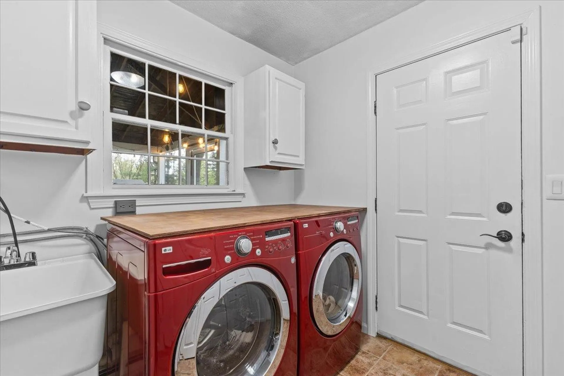 28 Pheasant Way South Burlington VT 05403