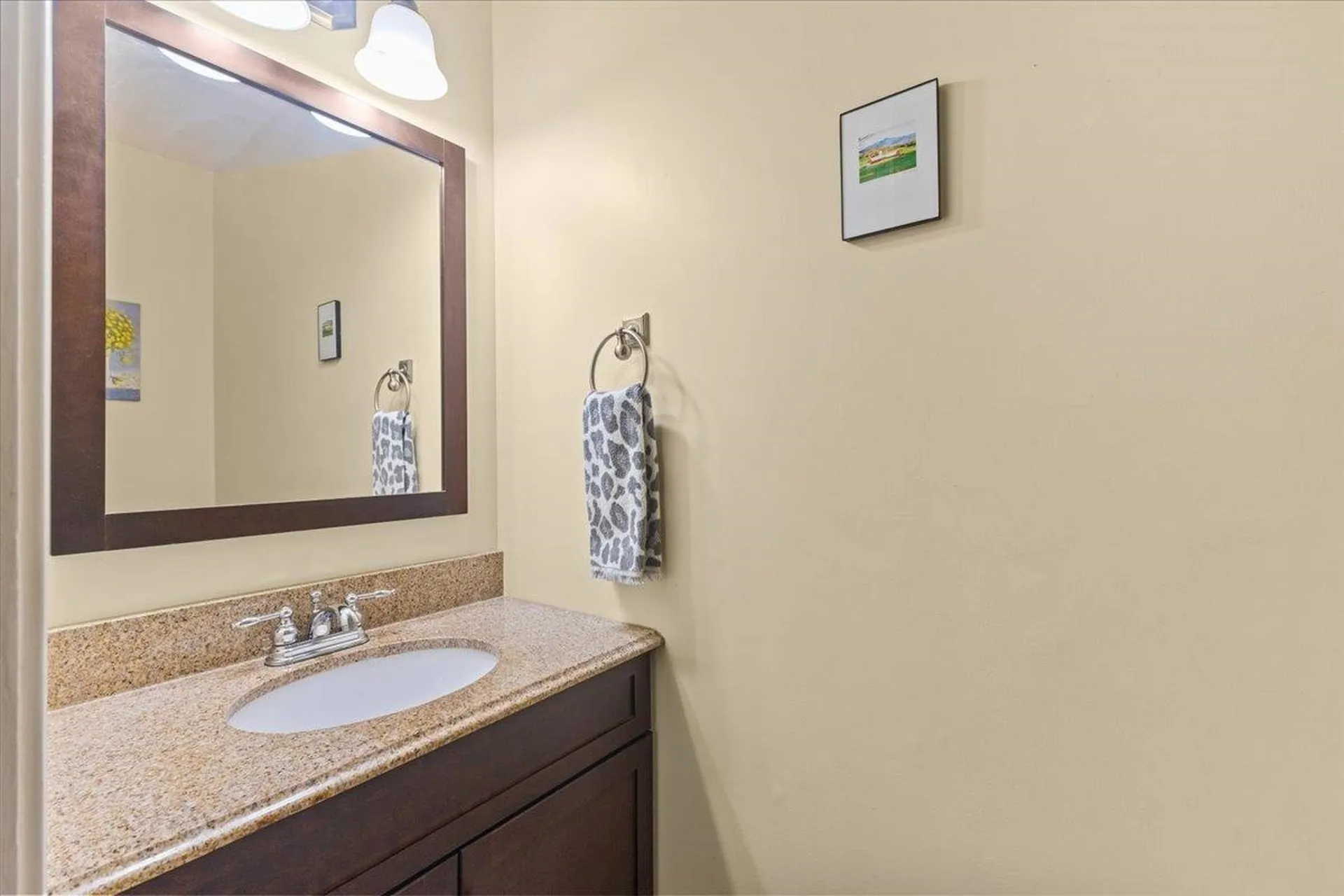 28 Pheasant Way South Burlington VT 05403