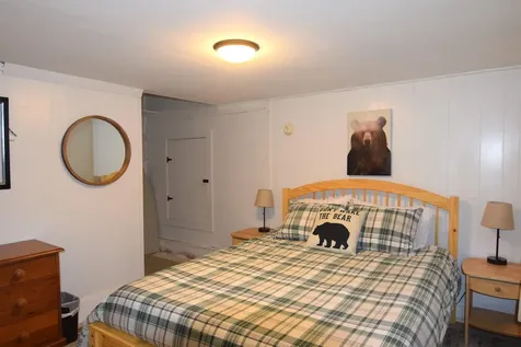 15 Main Street Sunapee NH 03782