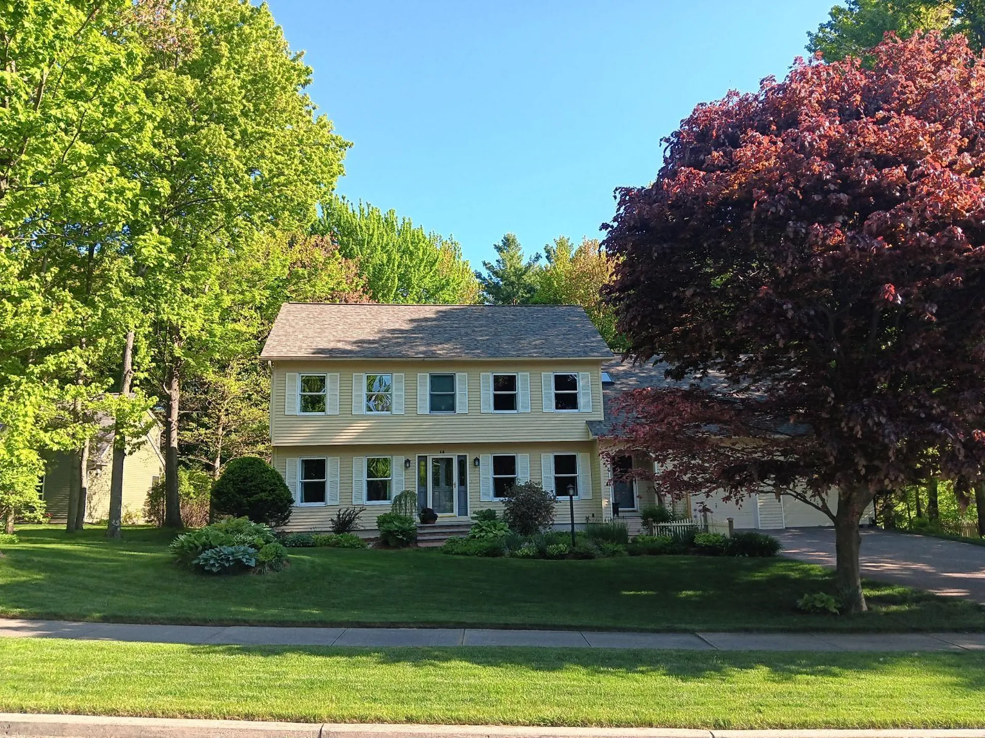 14 Lang Drive Essex VT 05452