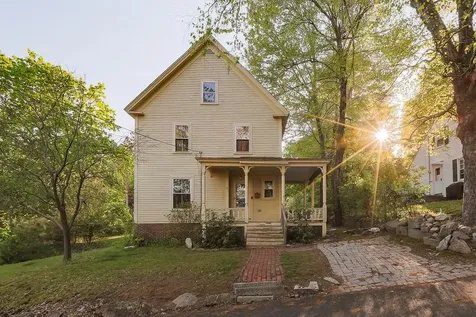 5 Fairbanks Street Concord NH 03301