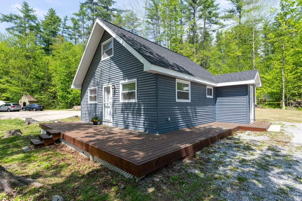 72 Gould Pond Road Hillsborough NH 03244
