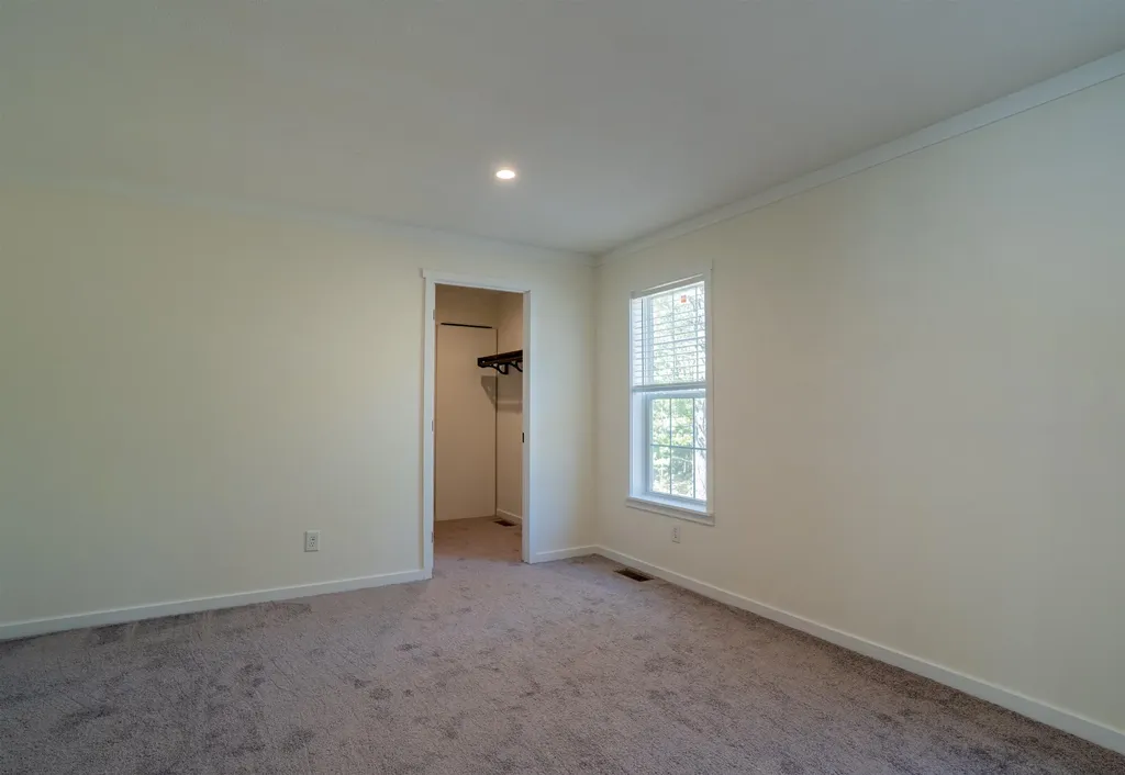 873 Green Mountain Road Effingham NH 03882